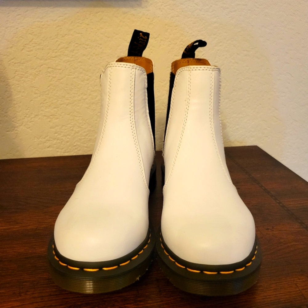 Dr Martens 2976 Softy T Chelsea Boots